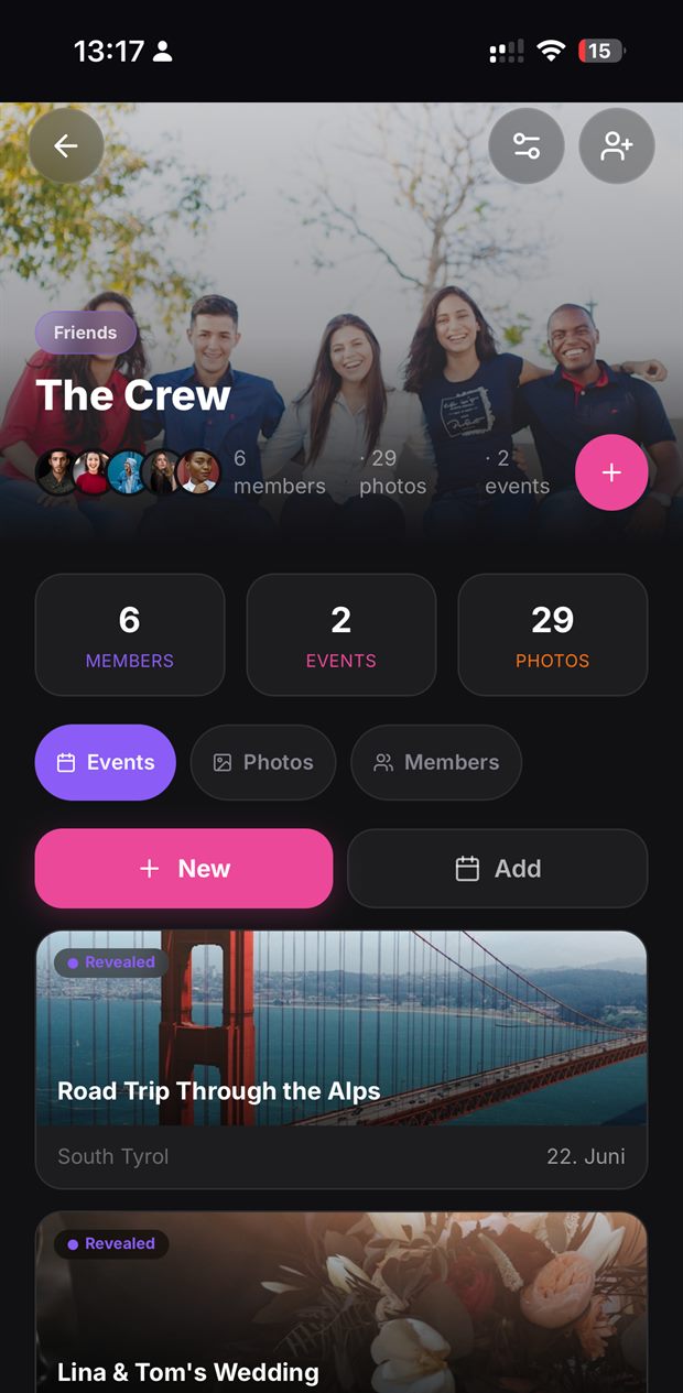 Many app — a Circle with its members, events and photos